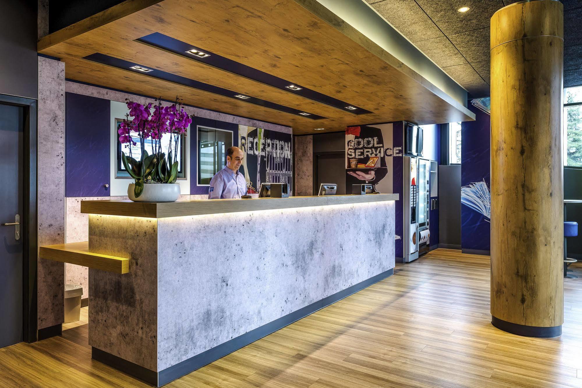 Ibis Budget Geneve Aeroport Vernier Eksteriør bilde